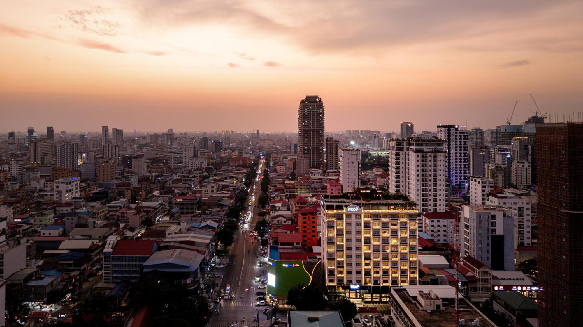 Hotel Maxx Phnom Penh Downtown By H World Exteriér fotografie